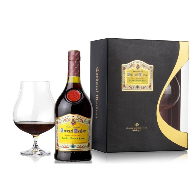 Brandy Cardenal Mendoza - Sanchez Romate Hnos [0.70 lt + Bicchiere Confezione Regalo]